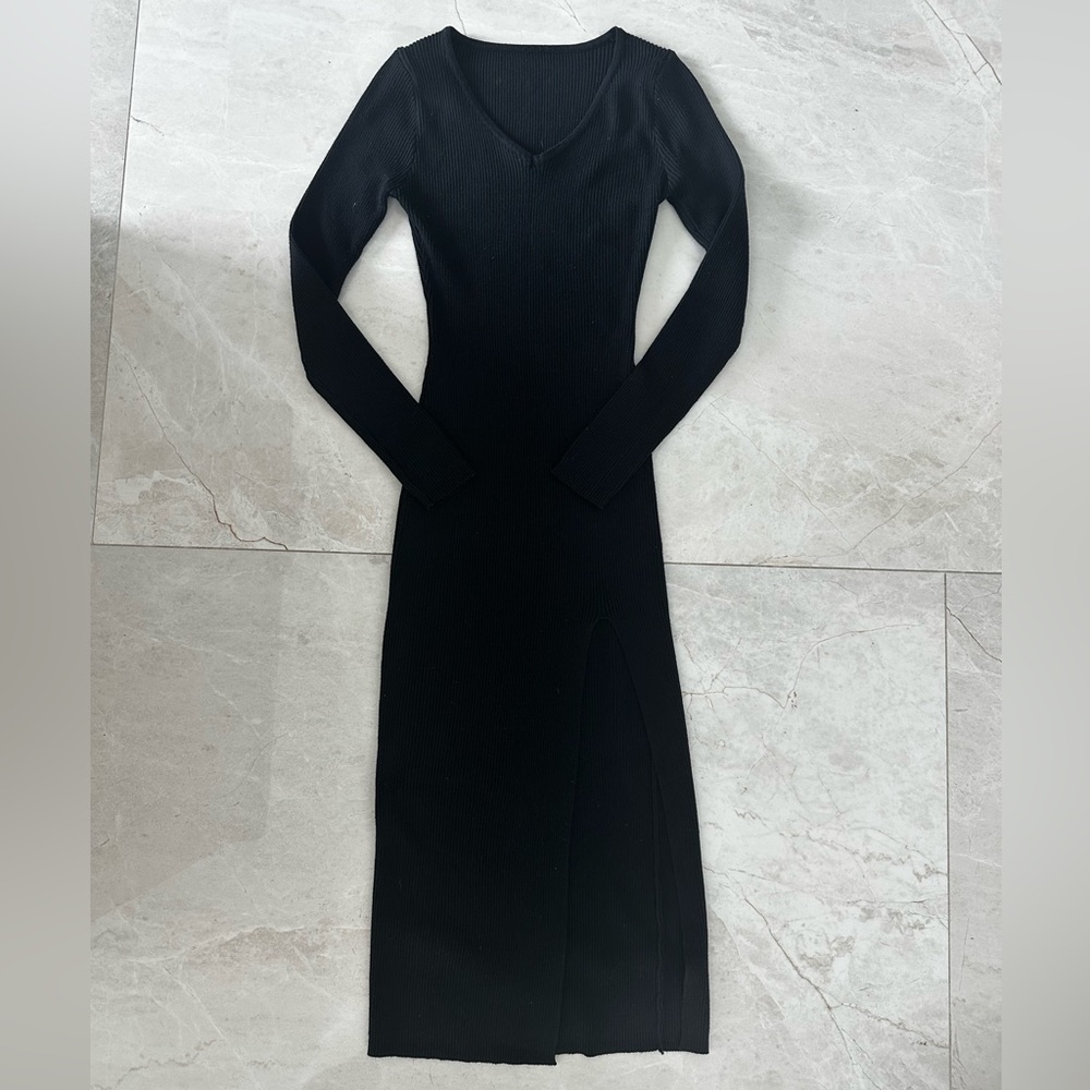 Elegant Black Long Sleeve Dress xs
